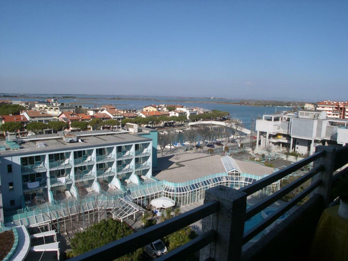 Condominio Martini Grado Exterior photo